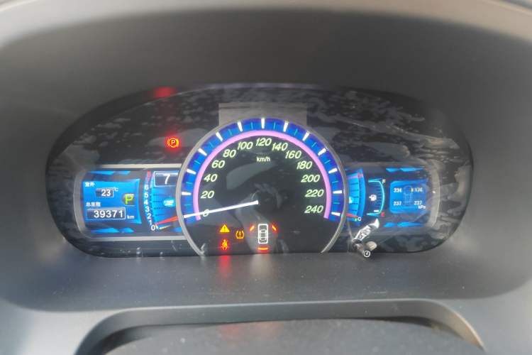 Used BYD S7 2015 2.0T Upgraded Automatic Luxury Version Instrument Cluster