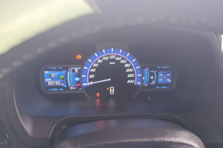 Used BYD S7 2015 2.0T Upgraded Automatic Luxury Version Instrument Cluster