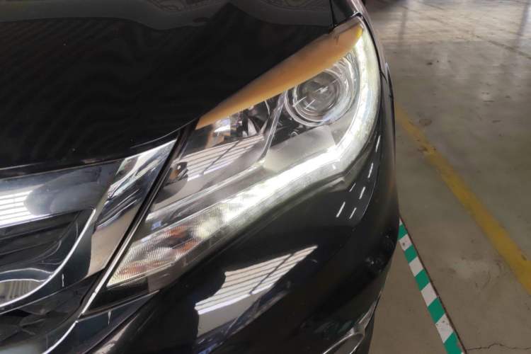 Used BYD S7 2015 2.0T Upgraded Automatic Luxury Version Left Front Headlight
