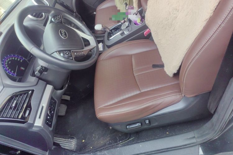 Used BYD S7 2015 2.0T Upgraded Automatic Luxury Version Left Front Seat