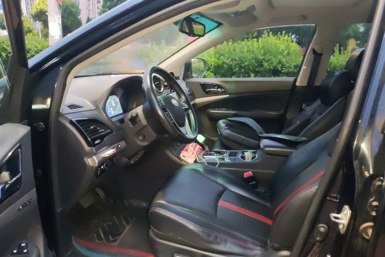 Used BYD S7 2015 2.0T Automatic Flagship Edition Left Front Seat