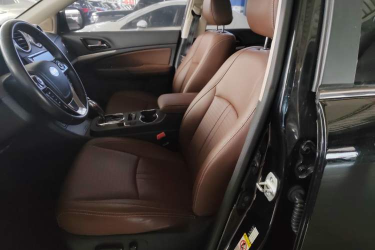 Used BYD S7 2015 2.0T Upgraded Automatic Luxury Version Left Front Seat