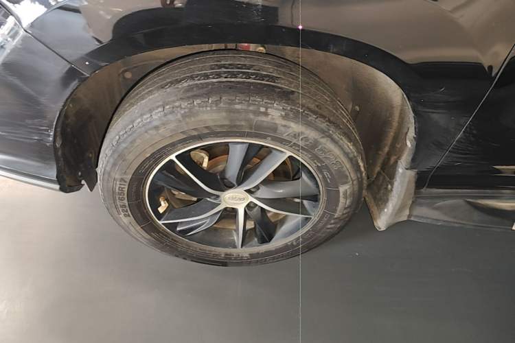 Used BYD S7 2015 1.5T Upgraded Manual Luxury Model Left Front Wheel Hub