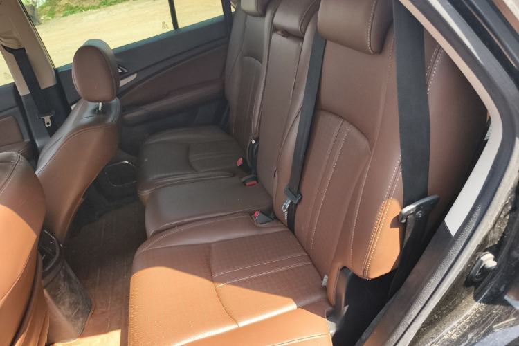 Used BYD S7 2015 2.0T Upgraded Automatic Flagship Version Left Rear Seat