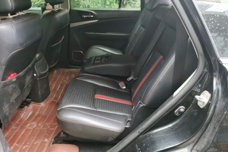 Used BYD S7 2015 2.0T Automatic Flagship Edition Left Rear Seat