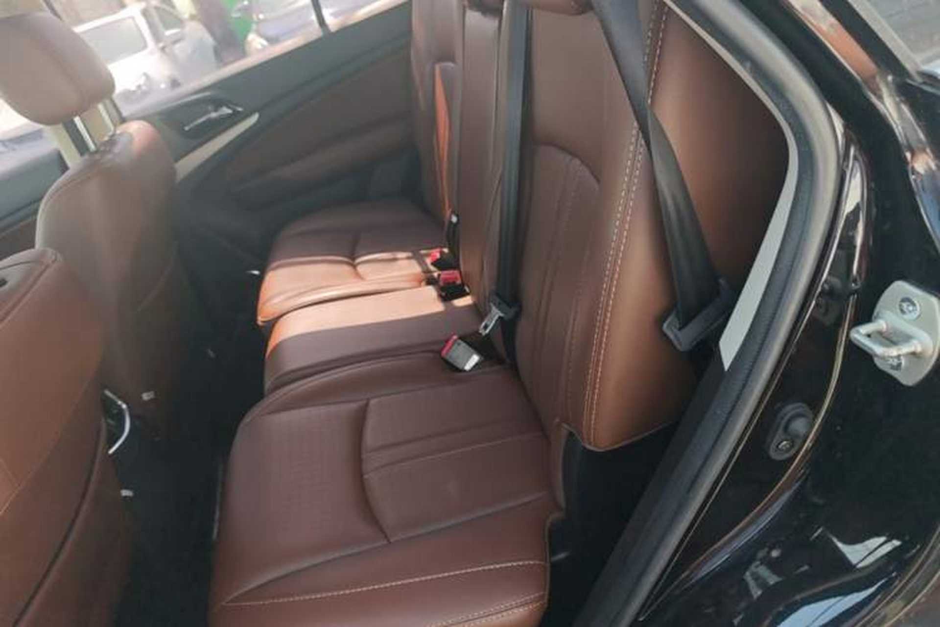 Used BYD S7 2015 2.0T Upgraded Automatic Luxury Version Left Rear Seat
