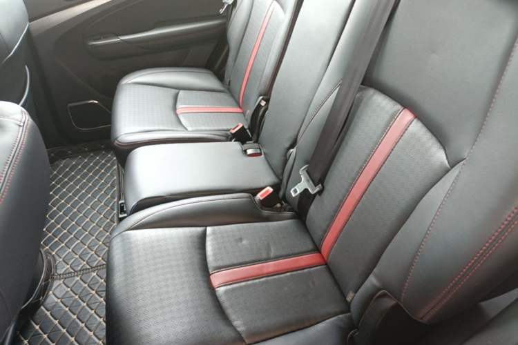 Used BYD S7 2015 2.0T Automatic Prestige Model Left Rear Seat