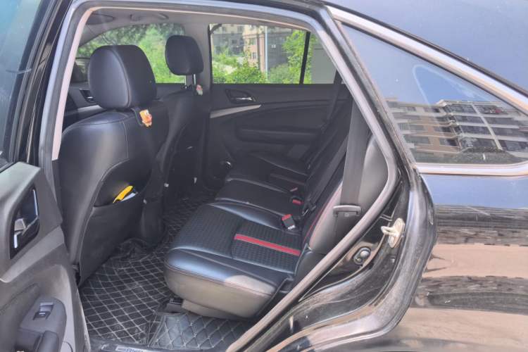Used BYD S7 2015 2.0T Automatic Flagship Edition Left Rear Seat