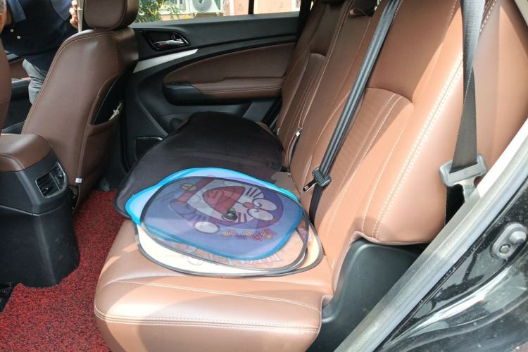 Used BYD S7 2015 2.0T Upgraded Automatic Luxury Version Left Rear Seat