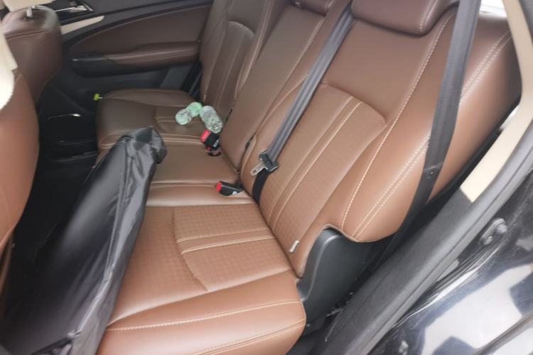 Used BYD S7 2015 2.0T Upgraded Automatic Flagship Version Left Rear Seat