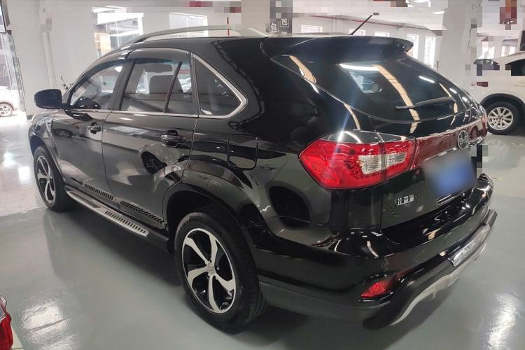 Used BYD S7 2015 2.0T Automatic Prestige Model Left Side