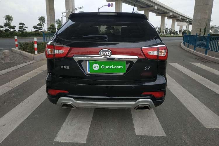 Used BYD S7 2015 2.0T Automatic Prestige Model Rear