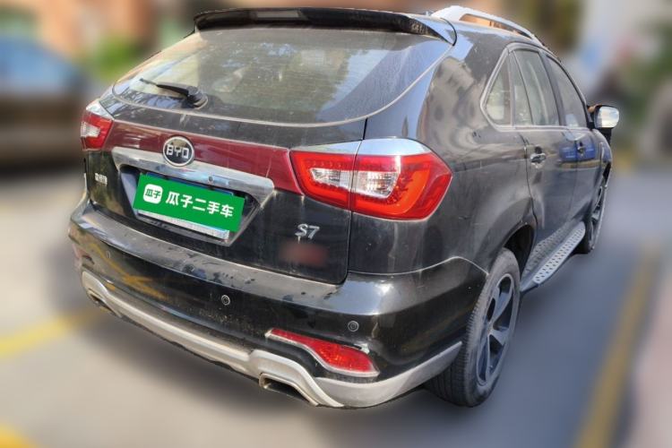 Used BYD S7 2015 2.0T Upgraded Automatic Luxury Version Rear Right 45 Deg