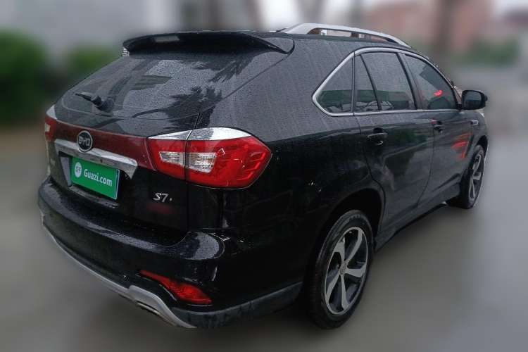 Used BYD S7 2015 2.0T Upgraded Automatic Luxury Version Rear Right 45 Deg
