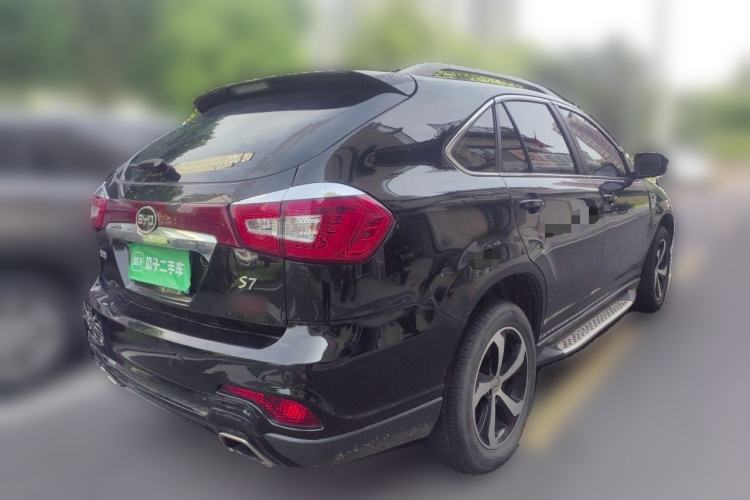 Used BYD S7 2015 2.0T Upgraded Automatic Luxury Version Rear Right 45 Deg