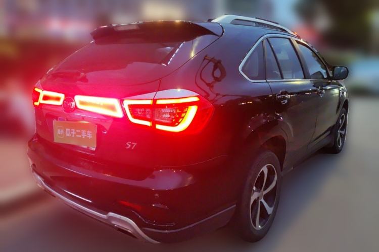 Used BYD S7 2015 2.0T Automatic Flagship Edition Rear Right 45 Deg