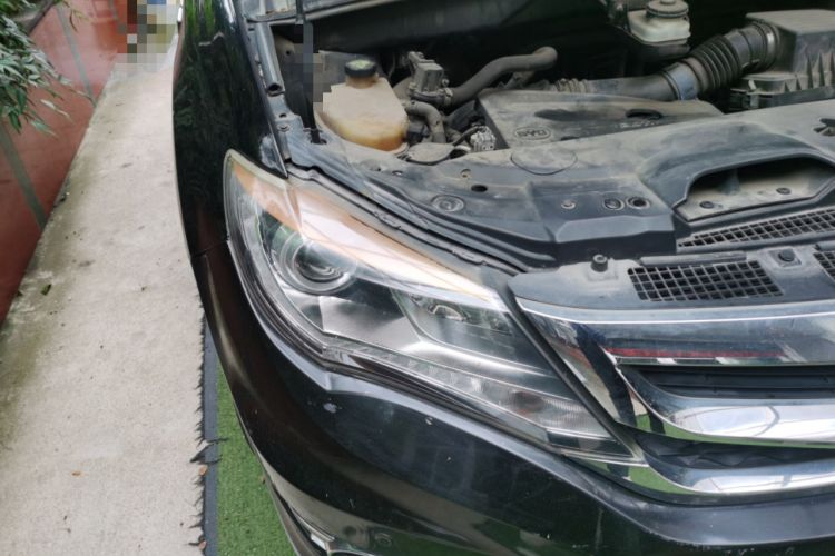 Used BYD S7 2015 2.0T Automatic Flagship Edition Right Front Headlight