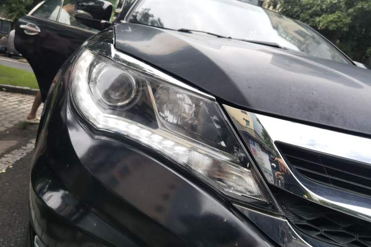 Used BYD S7 2015 2.0T Automatic Flagship Edition Right Front Headlight