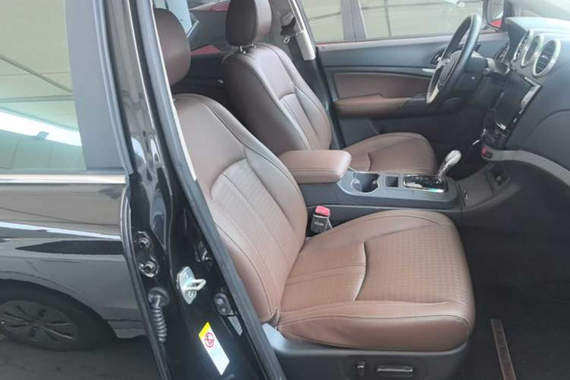 Used BYD S7 2015 2.0T Upgraded Automatic Luxury Version Right Front Seat