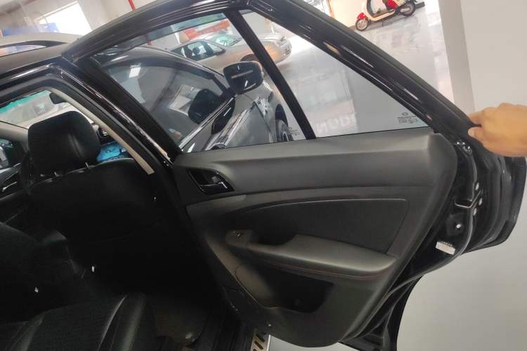 Used BYD S7 2015 2.0T Automatic Prestige Model Right Rear Door Interior