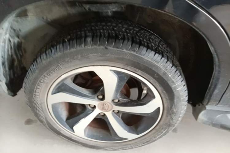 Used BYD S7 2015 2.0T Automatic Prestige Model Right Rear Wheel Hub