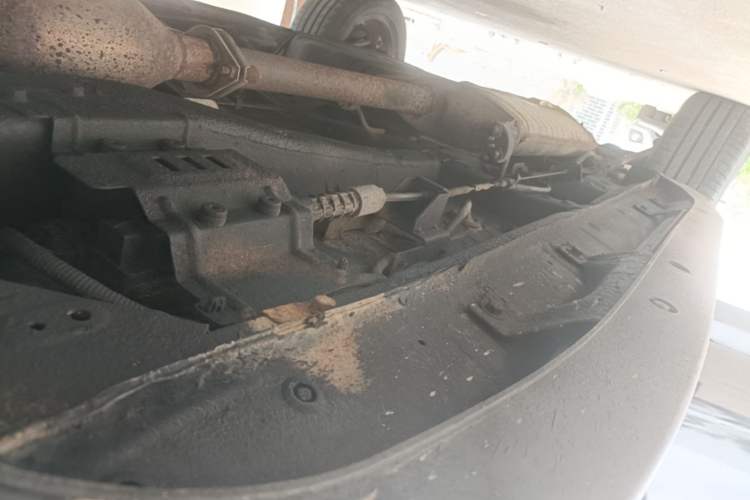 Used BYD S7 2015 2.0T Automatic Prestige Model Right Side Sill