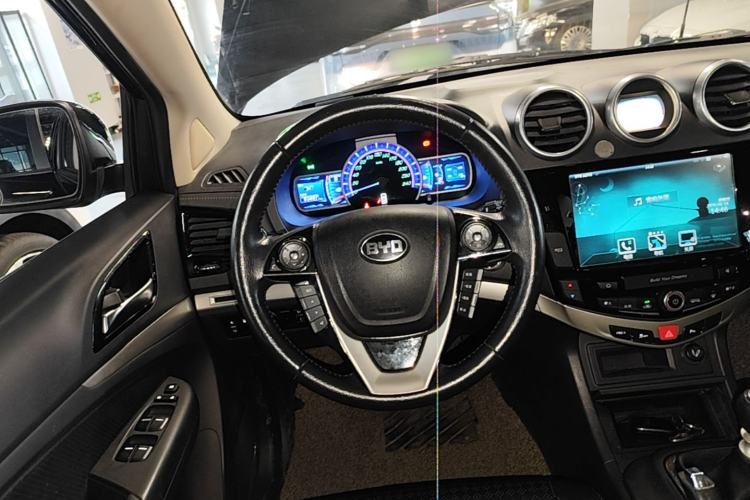 Used BYD S7 2015 1.5T Upgraded Manual Luxury Model Steering Wheel