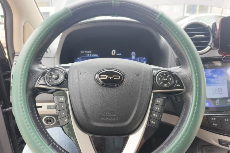 Used BYD S7 2015 2.0T Upgraded Automatic Flagship Version Steering Wheel