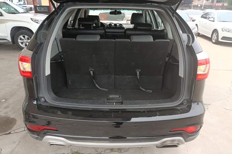 Used BYD S7 2015 2.0T Automatic Prestige Model Trunk