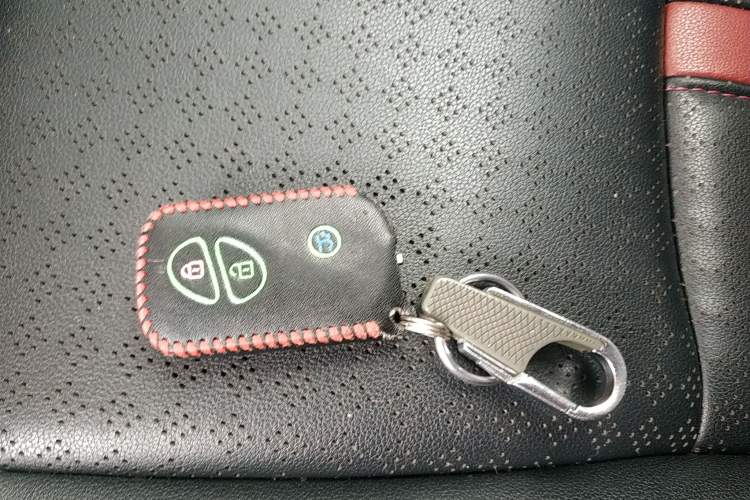 Used BYD S7 2015 2.0T Automatic Prestige Model Vehicle Key