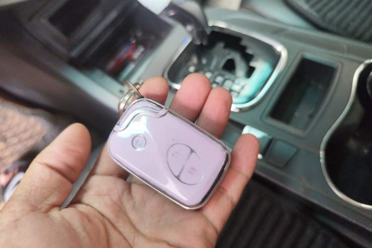 Used BYD S7 2015 2.0T Upgraded Automatic Luxury Version Vehicle Key