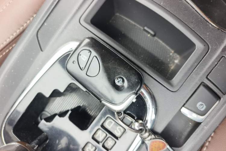 Used BYD S7 2015 2.0T Upgraded Automatic Flagship Version Vehicle Key