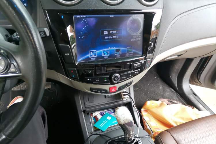 Used BYD S7 2015 2.0T Upgraded Automatic Flagship Version Audio And AC Panel