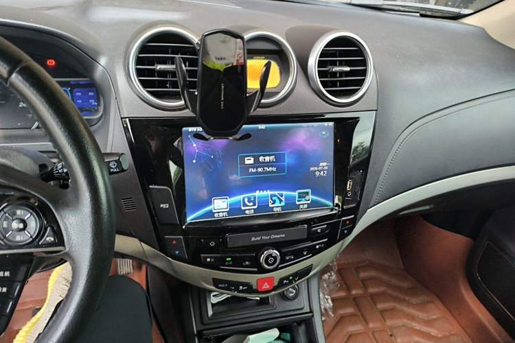 Used BYD S7 2015 1.5T Manual Luxury Model Audio And AC Panel