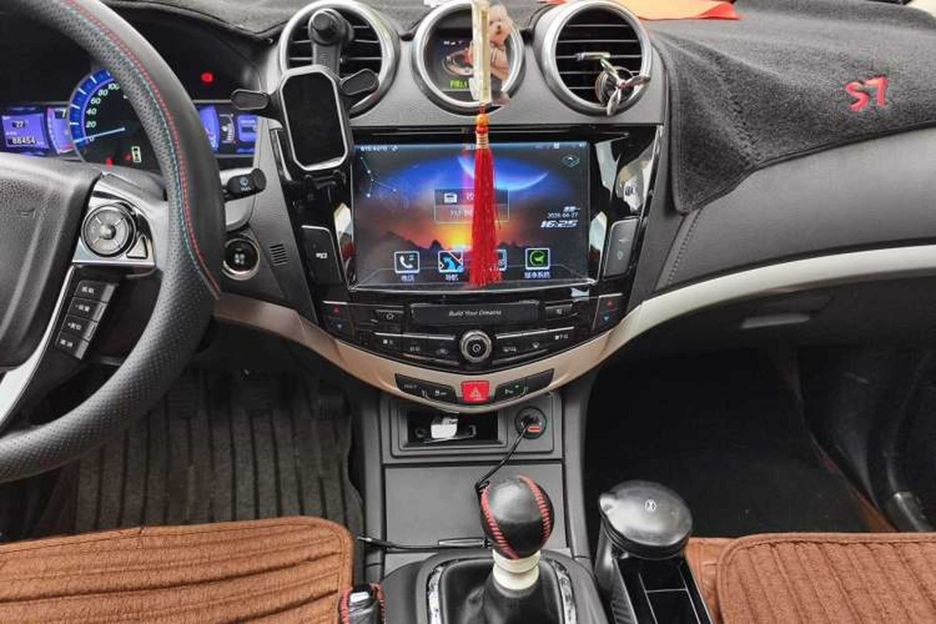 Used BYD S7 2015 1.5T Upgraded Manual Luxury Model Audio And AC Panel