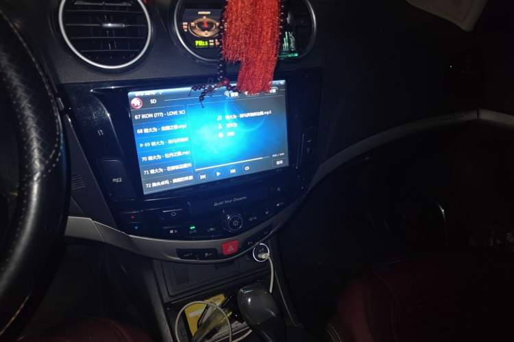 Used BYD S7 2015 2.0T Upgraded Automatic Flagship Version Audio And AC Panel