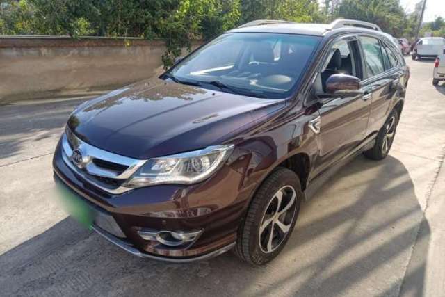 Used BYD S7 2015 2.0T Automatic Prestige Model