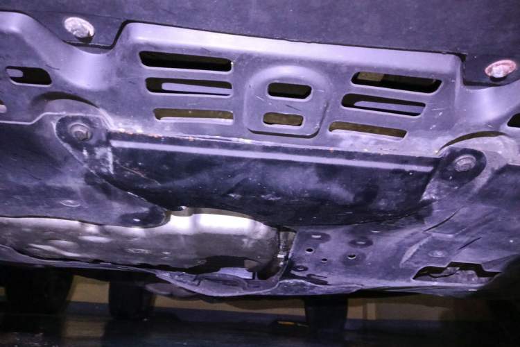 Used BYD S7 2015 2.0T Upgraded Automatic Flagship Version Chassis Front