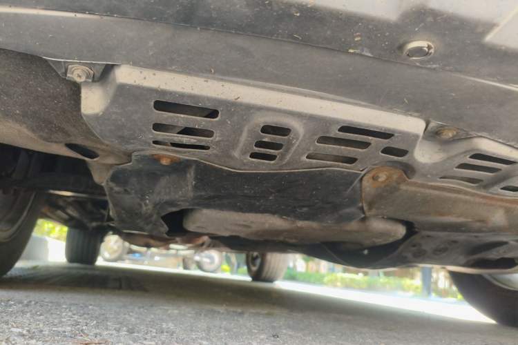 Used BYD S7 2015 2.0T Automatic Prestige Model Chassis Front