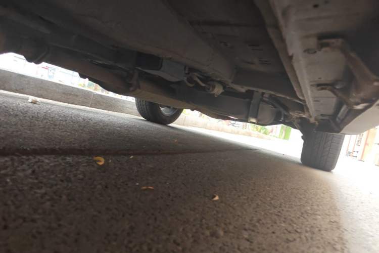 Used BYD S7 2015 2.0T Automatic Prestige Model Chassis Front Left