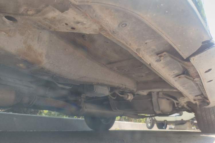 Used BYD S7 2015 2.0T Automatic Prestige Model Chassis Front Left