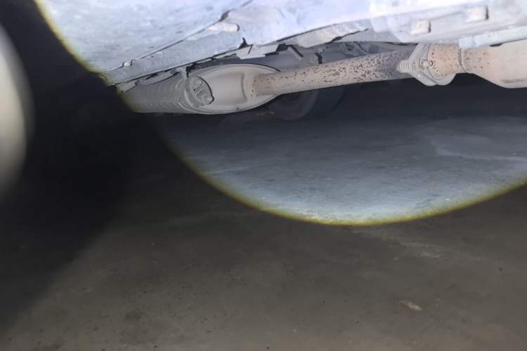Used BYD S7 2015 2.0T Automatic Prestige Model Chassis Front Right