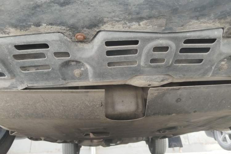 Used BYD S7 2015 2.0T Upgraded Automatic Flagship Version Chassis Front