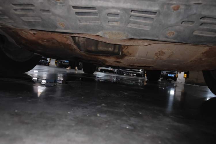 Used BYD S7 2015 2.0T Upgraded Automatic Flagship Version Chassis Front
