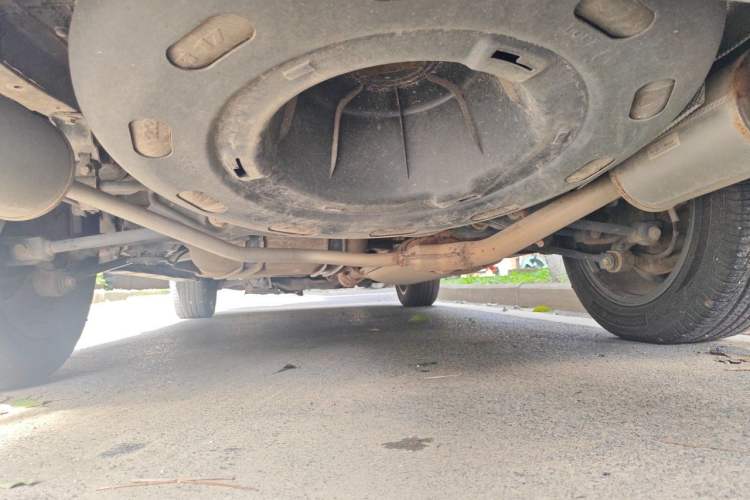 Used BYD S7 2015 2.0T Automatic Prestige Model Chassis Rear