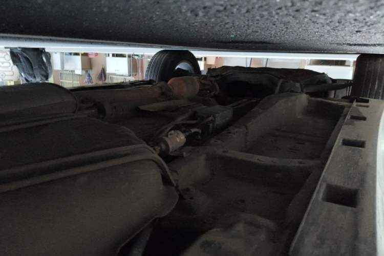 Used BYD S7 2015 2.0T Upgraded Automatic Luxury Version Chassis Rear Left