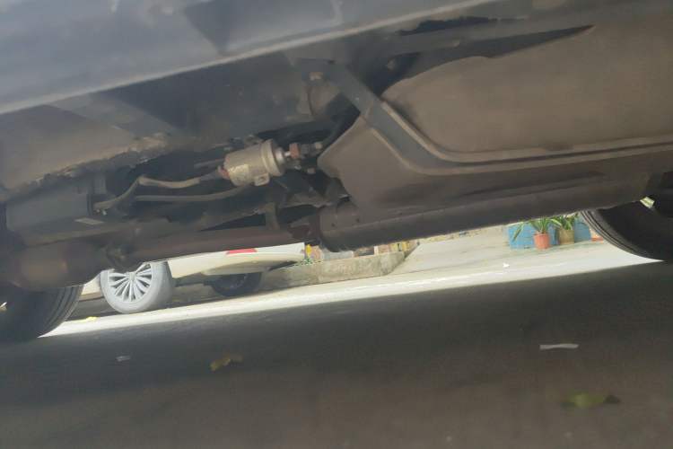 Used BYD S7 2015 2.0T Automatic Prestige Model Chassis Rear Left