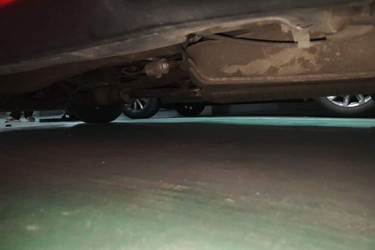 Used BYD S7 2015 2.0T Automatic Prestige Model Chassis Rear Left