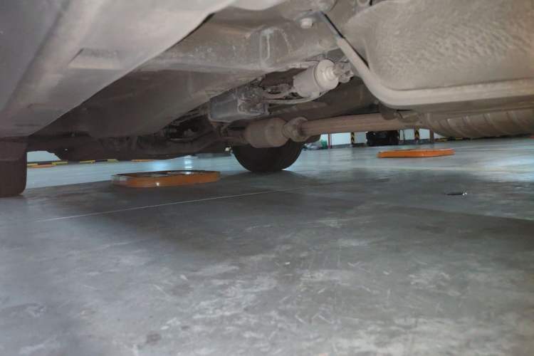 Used BYD S7 2015 2.0T Upgraded Automatic Luxury Version Chassis Rear Left