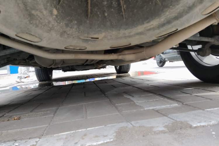 Used BYD S7 2015 2.0T Upgraded Automatic Luxury Version Chassis Rear